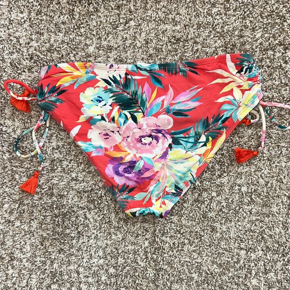 Gibson Latimer Red Floral Bikini - Picture 3 of 11